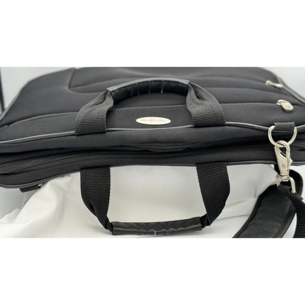 Samsonite Black 1910 Padded Nylon Laptop Briefcase W/Detachable Shoulder Strap